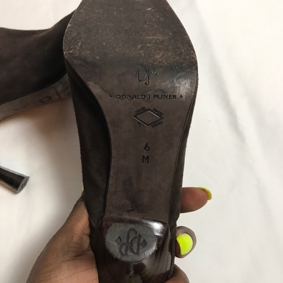 Donald J. Pliner | Brown slingback heel Sz. 6 - Picture 4 of 4